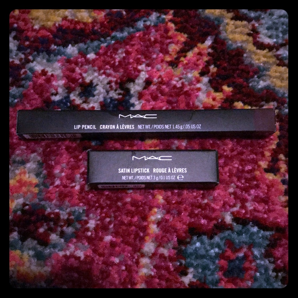 MAC Cyber lipstick and Cyber World lip pencil